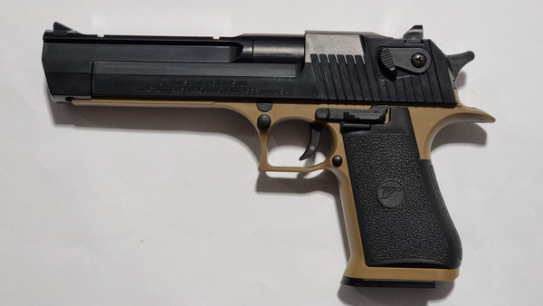 Magnum Research, Inc. Desert Eagle .50AE, Airsoft Pistole, bicolor, Federdruck, 0,5 Joule, ab 14 J.